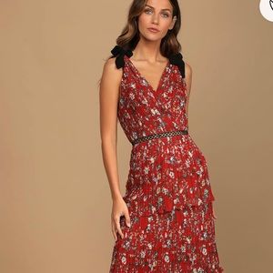 Such sophistication rust red floral pleated lulus dress size XS